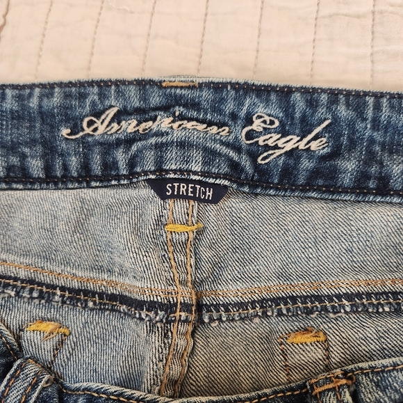 American Eagle Favorite Boyfriend Stretch Jeans, Bootcut, Distress, 6 Short - Picture 4 of 9
